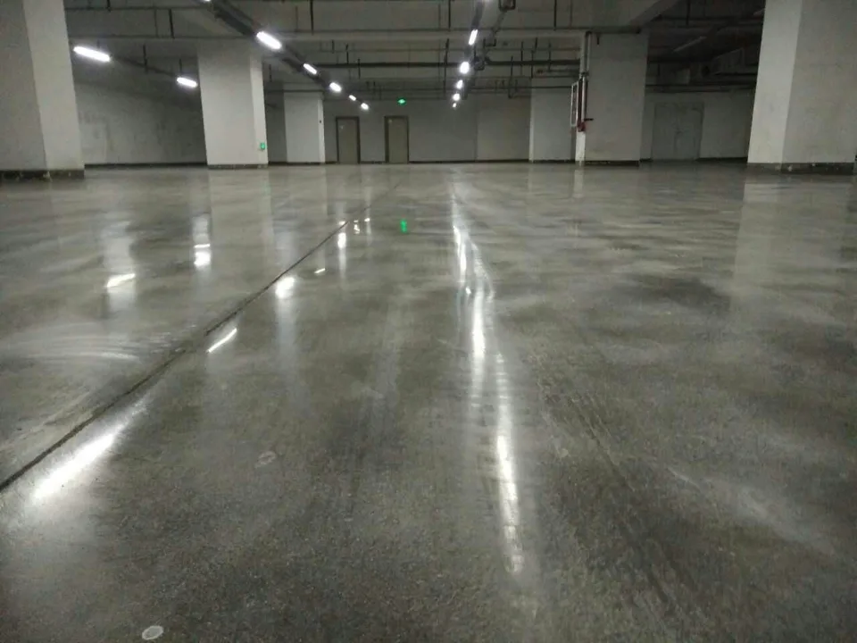 金刚砂地面翻新